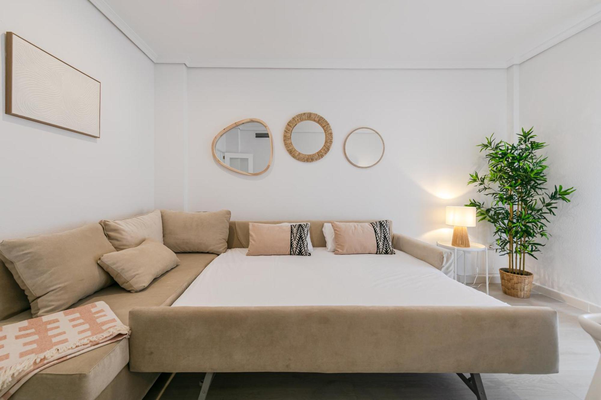 Isg Apartments Becquer Free Parking Inside The Building Seville Ngoại thất bức ảnh